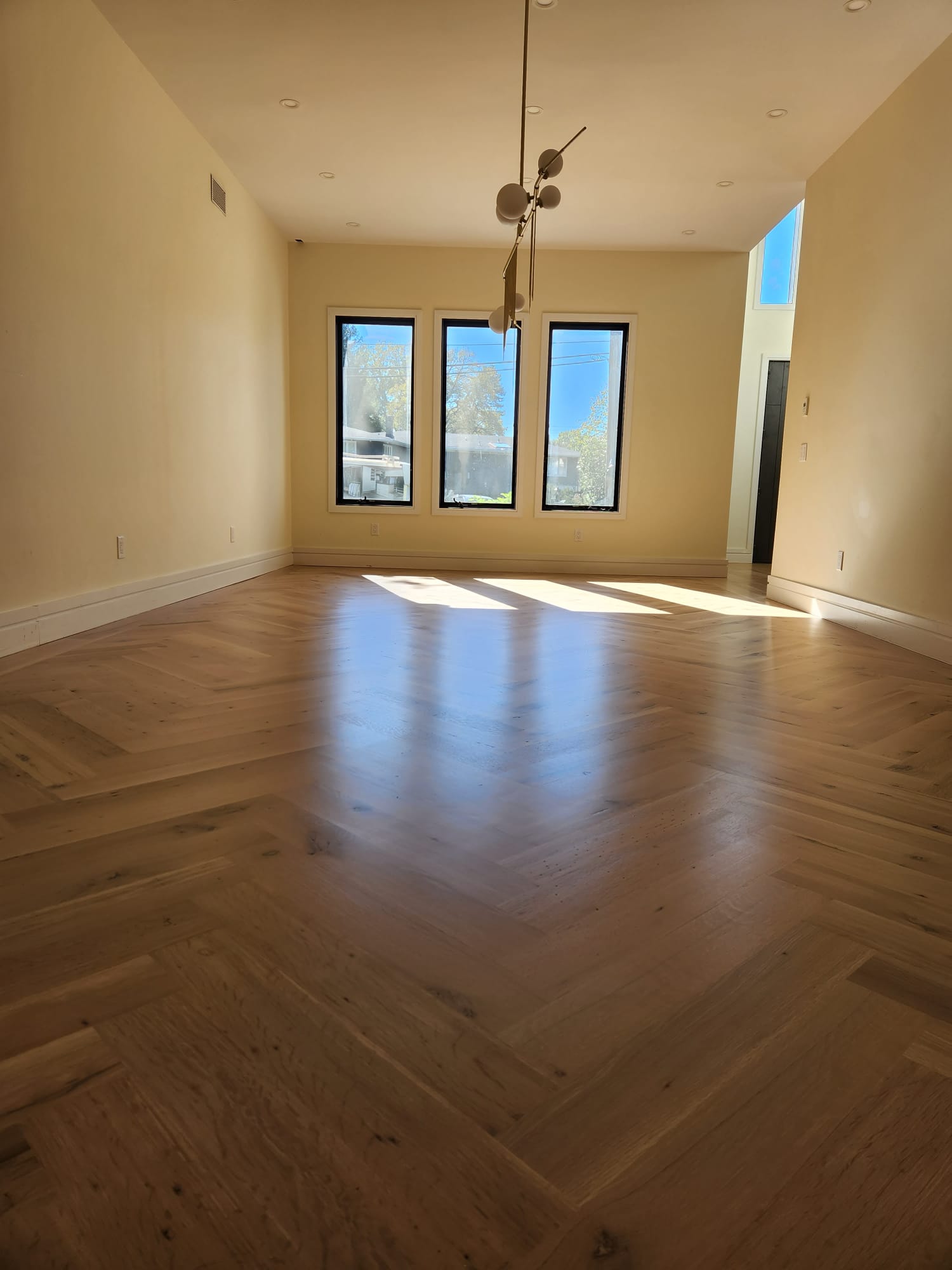 Premium Wholesale Flooring Supply NYC - Woodcraft Flooring NY Brooklyn